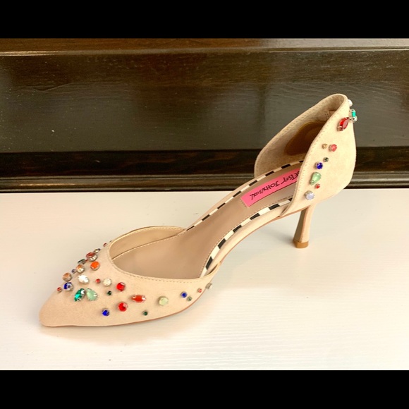 NEW BETSEY JOHNSON Rhinestone Pumps - Picture 6 of 9